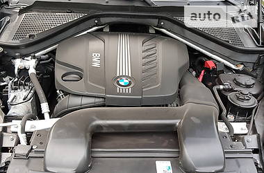 Позашляховик / Кросовер BMW X5 2010 в 