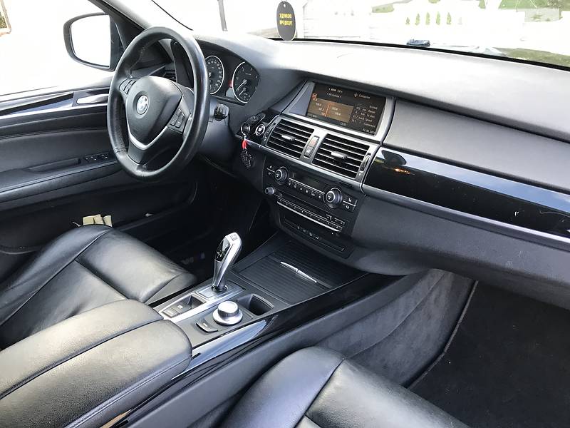 Внедорожник / Кроссовер BMW X5 2008 в Черновцах