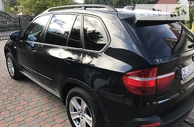Позашляховик / Кросовер BMW X5 2008 в 