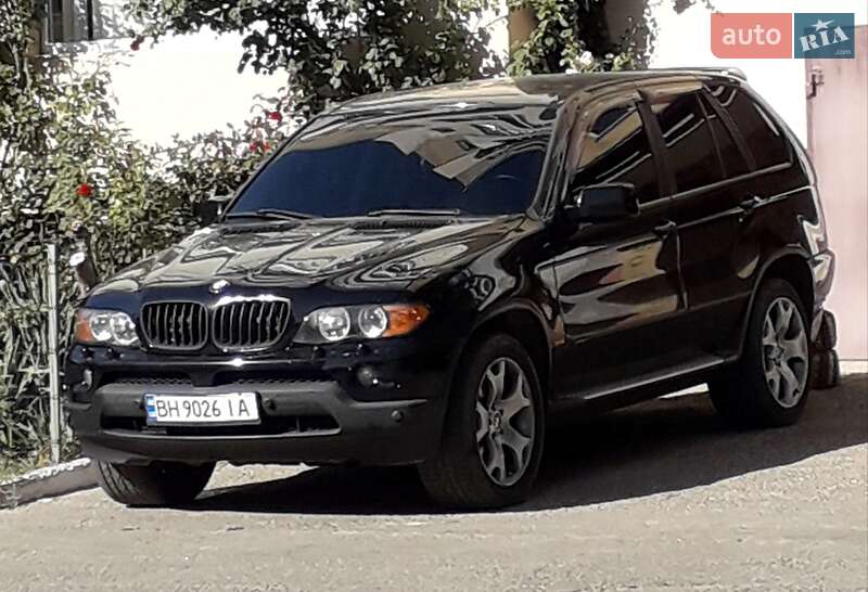 Внедорожник / Кроссовер BMW X5 2003 в Черноморске