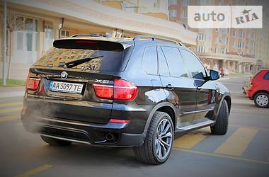 Внедорожник / Кроссовер BMW X5 2012 в Киеве