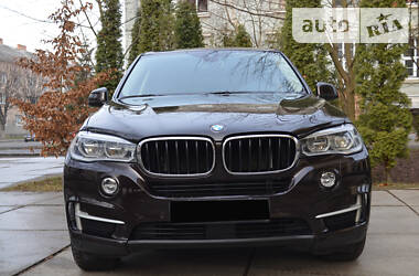 Позашляховик / Кросовер BMW X5 2014 в Луцьку