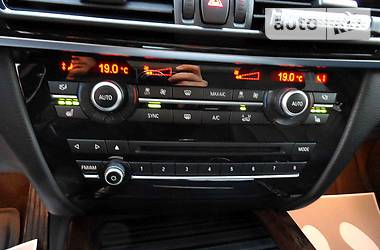 Позашляховик / Кросовер BMW X5 2014 в 