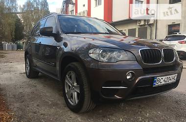 Позашляховик / Кросовер BMW X5 2012 в 
