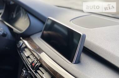 Позашляховик / Кросовер BMW X5 2015 в 