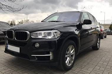 Позашляховик / Кросовер BMW X5 2016 в 