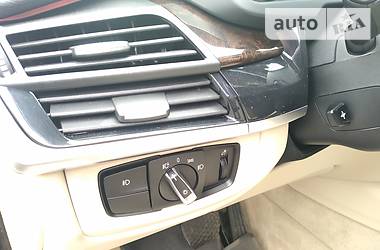 Позашляховик / Кросовер BMW X5 2014 в 