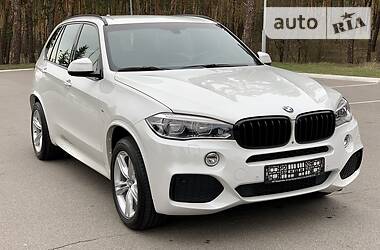 Позашляховик / Кросовер BMW X5 2017 в 