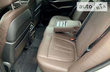 Позашляховик / Кросовер BMW X5 2017 в 