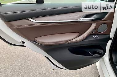 Позашляховик / Кросовер BMW X5 2017 в 