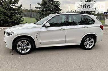 Позашляховик / Кросовер BMW X5 2017 в 