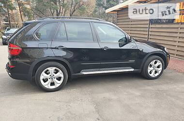 Позашляховик / Кросовер BMW X5 2012 в 