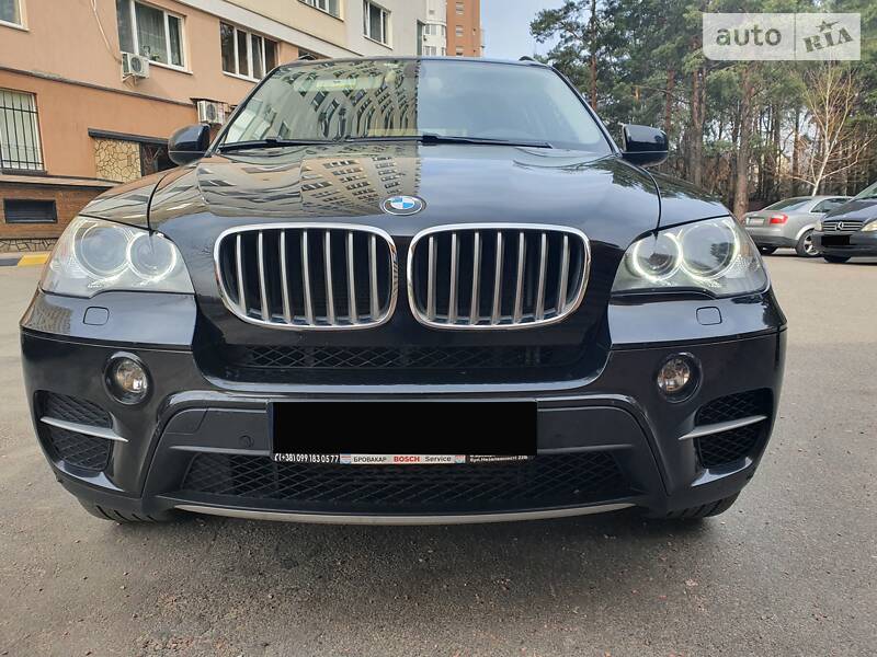 Позашляховик / Кросовер BMW X5 2012 в 