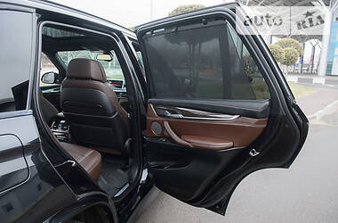 Позашляховик / Кросовер BMW X5 2015 в 