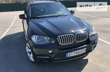 Позашляховик / Кросовер BMW X5 2011 в 