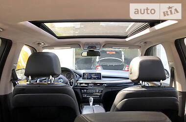 Позашляховик / Кросовер BMW X5 2014 в 