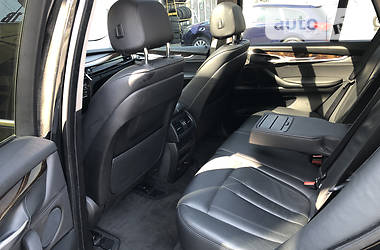 Позашляховик / Кросовер BMW X5 2014 в 