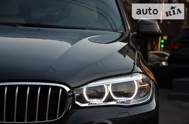 Позашляховик / Кросовер BMW X5 2017 в 