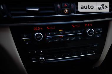 Позашляховик / Кросовер BMW X5 2017 в 