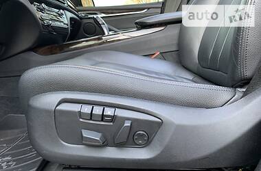 Позашляховик / Кросовер BMW X5 2014 в 