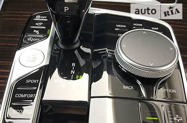 Позашляховик / Кросовер BMW X5 2020 в 