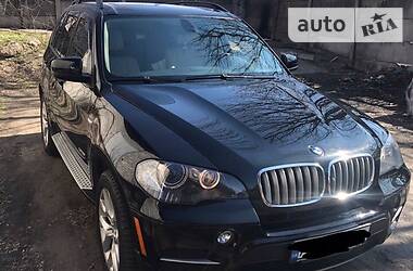 Позашляховик / Кросовер BMW X5 2010 в 
