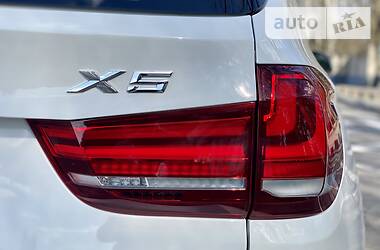 Позашляховик / Кросовер BMW X5 2015 в 