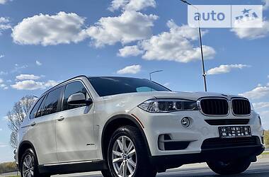 Позашляховик / Кросовер BMW X5 2015 в 