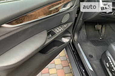 Позашляховик / Кросовер BMW X5 2015 в 