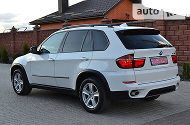 Внедорожник / Кроссовер BMW X5 2011 в Ровно