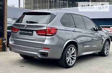 Позашляховик / Кросовер BMW X5 2016 в Києві