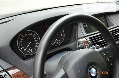 Позашляховик / Кросовер BMW X5 2011 в 