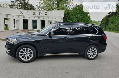 Позашляховик / Кросовер BMW X5 2014 в 