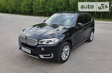 Позашляховик / Кросовер BMW X5 2014 в 