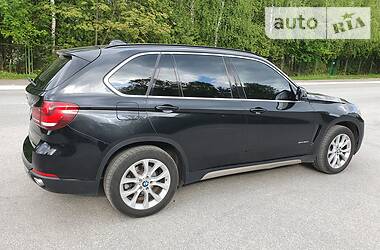 Позашляховик / Кросовер BMW X5 2014 в 