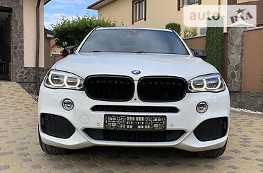 Внедорожник / Кроссовер BMW X5 2014 в Черновцах