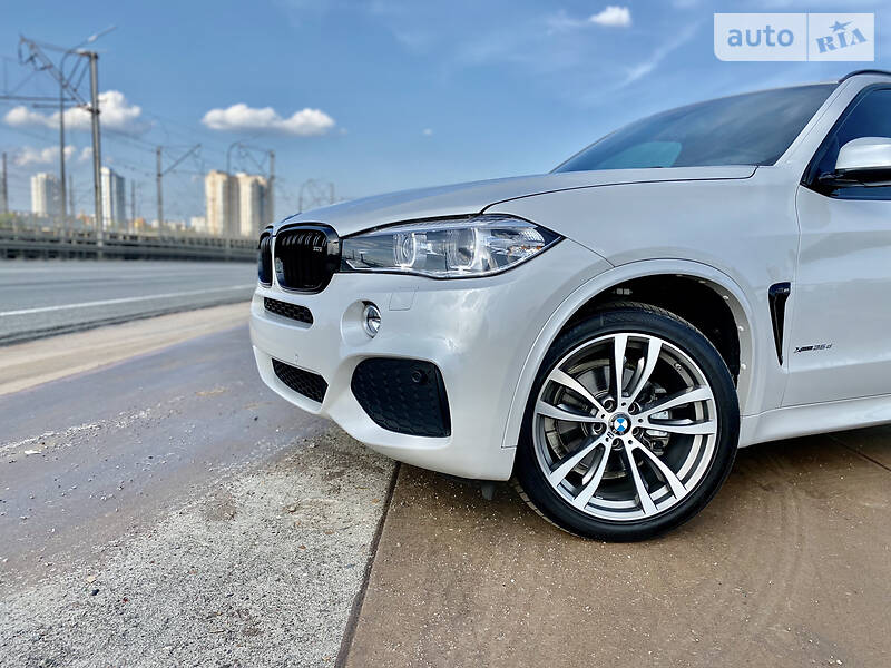 Позашляховик / Кросовер BMW X5 2015 в Києві