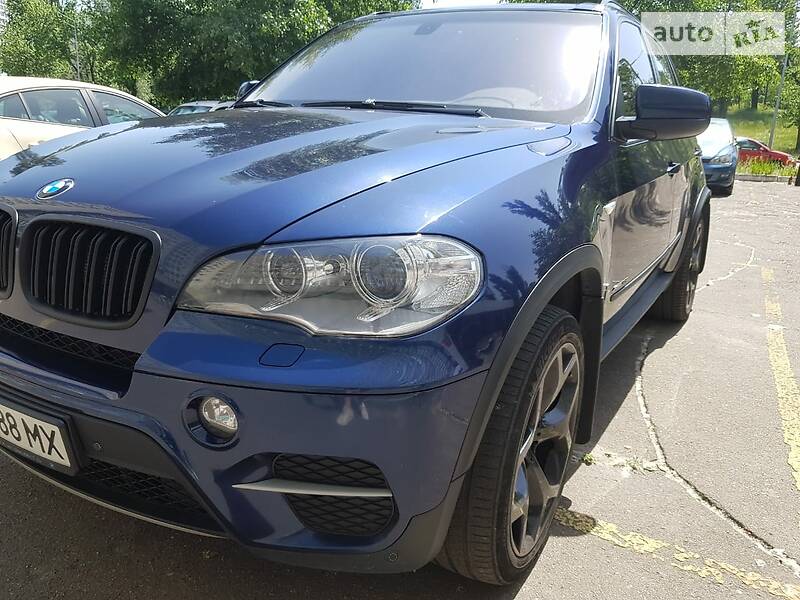 Позашляховик / Кросовер BMW X5 2010 в Києві фото 2 Позашляховик / Кросовер BMW X5 2010 в Києві