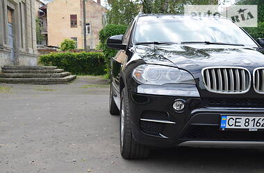 Позашляховик / Кросовер BMW X5 2012 в Чернівцях