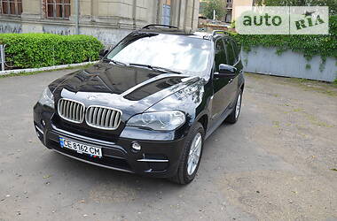 Позашляховик / Кросовер BMW X5 2012 в Чернівцях