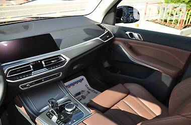 Внедорожник / Кроссовер BMW X5 2020 в 