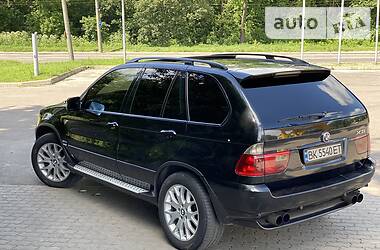 Позашляховик / Кросовер BMW X5 2004 в 