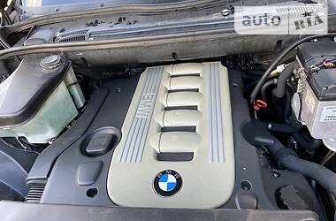 Позашляховик / Кросовер BMW X5 2004 в 