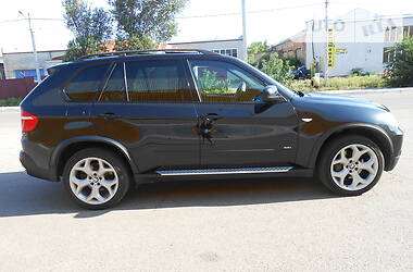 Позашляховик / Кросовер BMW X5 2008 в 