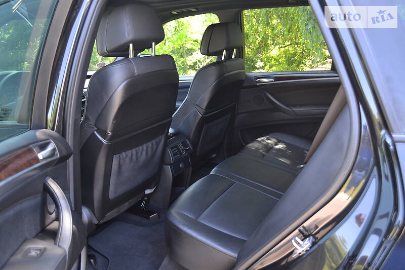 Позашляховик / Кросовер BMW X5 2010 в Києві