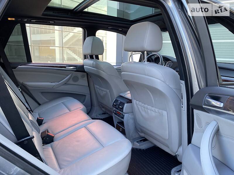 Позашляховик / Кросовер BMW X5 2008 в Києві