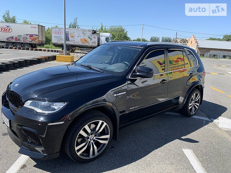 Внедорожник / Кроссовер BMW X5 2012 в Черновцах