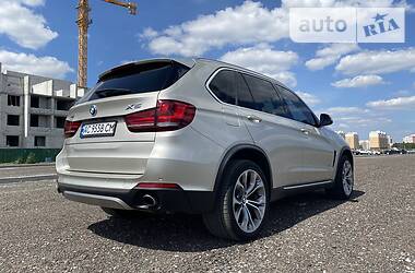 Позашляховик / Кросовер BMW X5 2014 в Києві