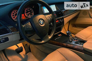 Внедорожник / Кроссовер BMW X5 2010 в Виннице