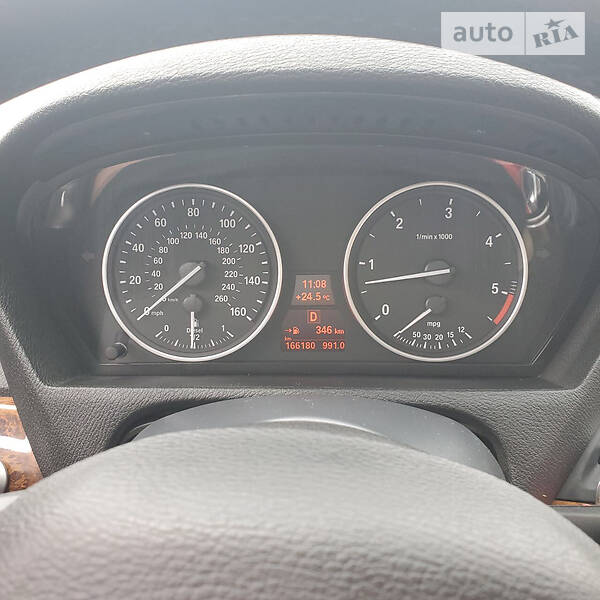 Позашляховик / Кросовер BMW X5 2011 в Івано-Франківську